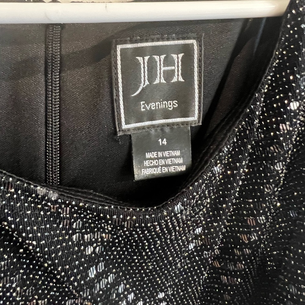 Vintage evening dress. JH evening dress US 14. No damage.Barely worn.